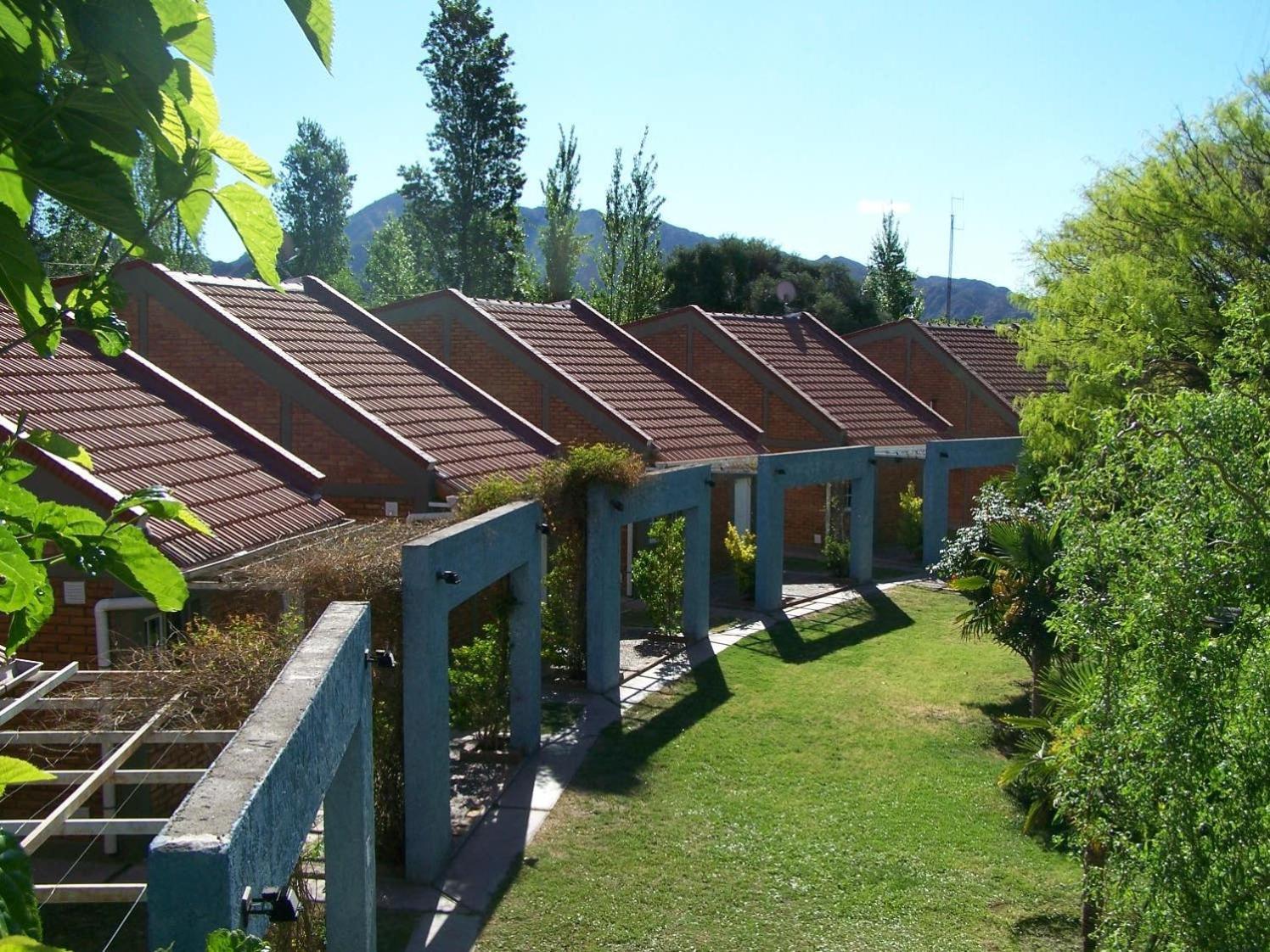 Cabanas Y Hotel Ebemys San Agustín de Valle Fértil Exterior foto